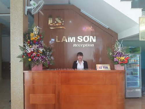 Lễ tân khách sạn Lam Sơn - Sơn La